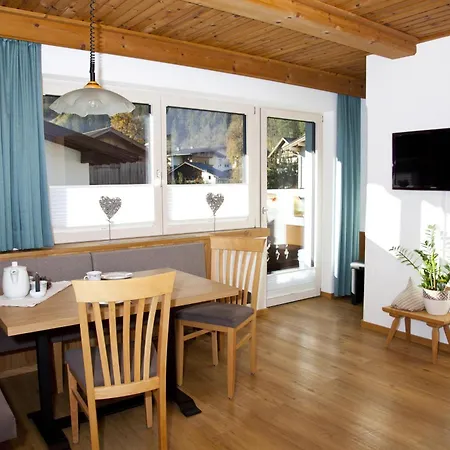 Apartment Ferienwohnung Mauracher